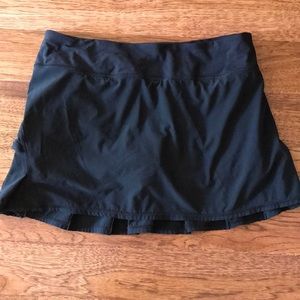 Lululemon running skirt black size 10 tall.
